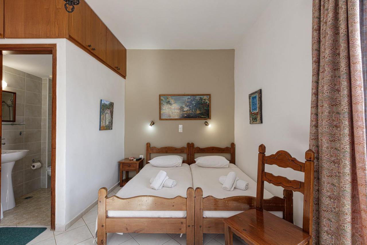 Pension Lucy Panormos  Экстерьер фото