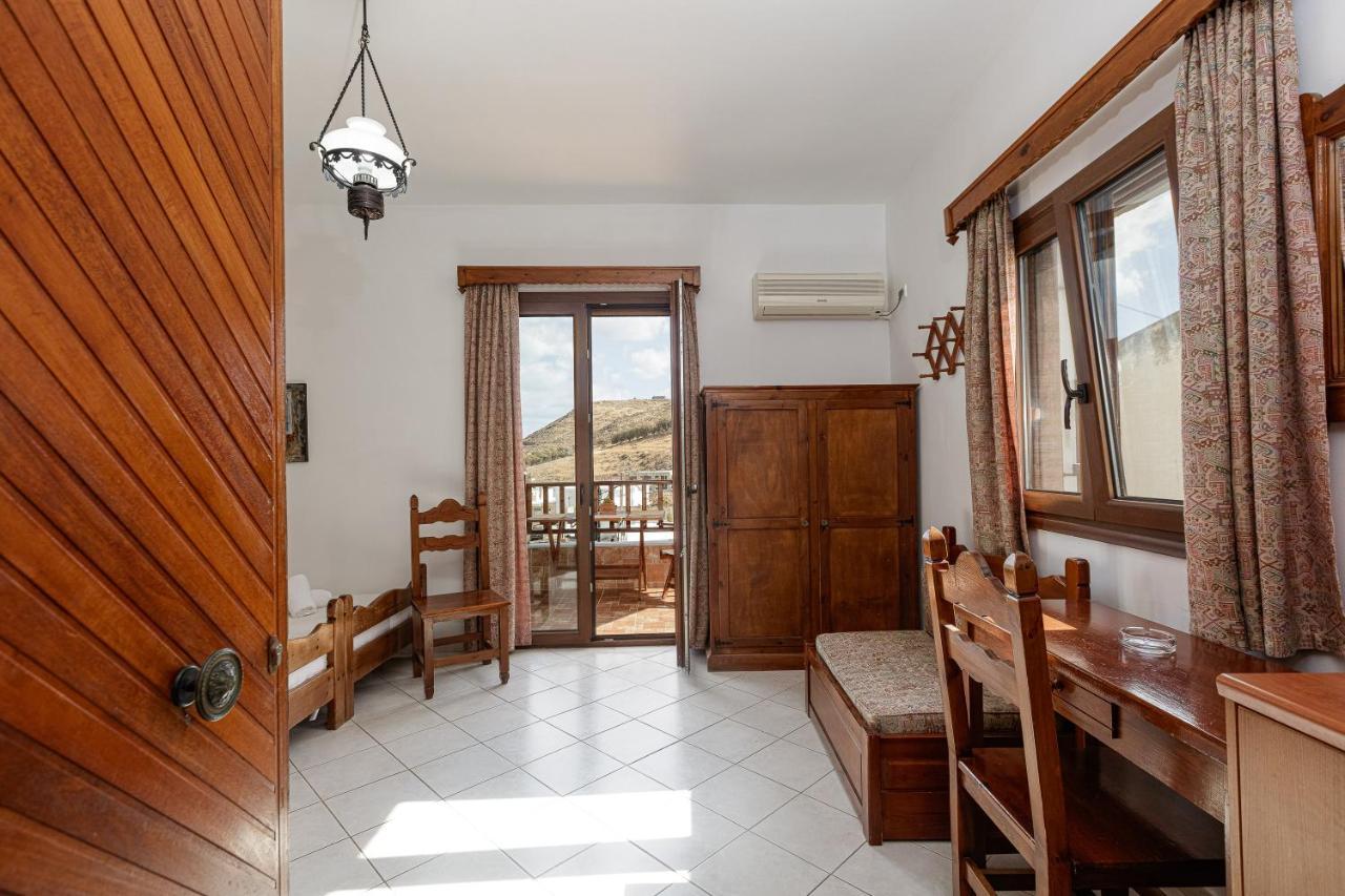 Pension Lucy Panormos  Экстерьер фото