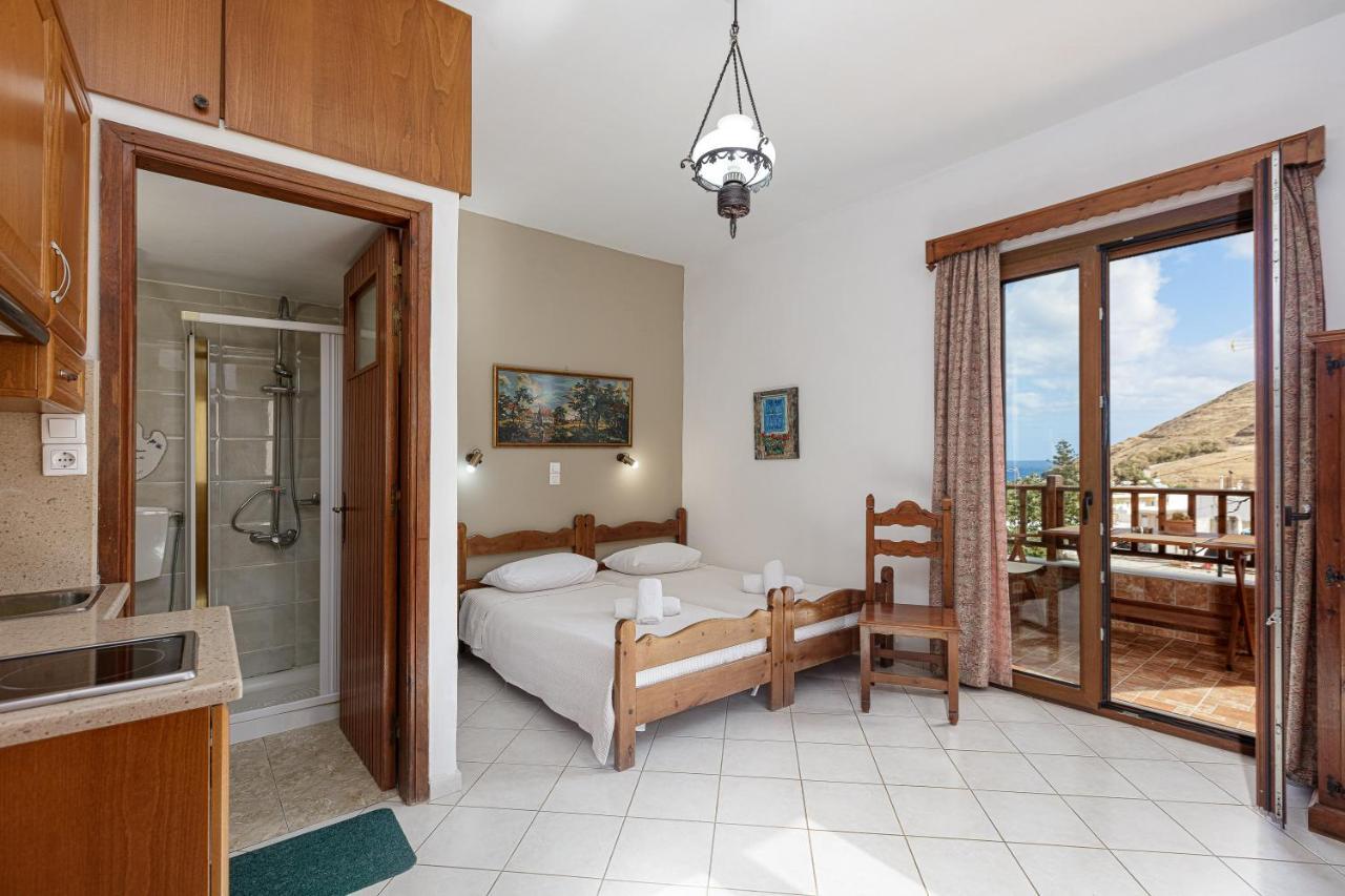Pension Lucy Panormos  Экстерьер фото