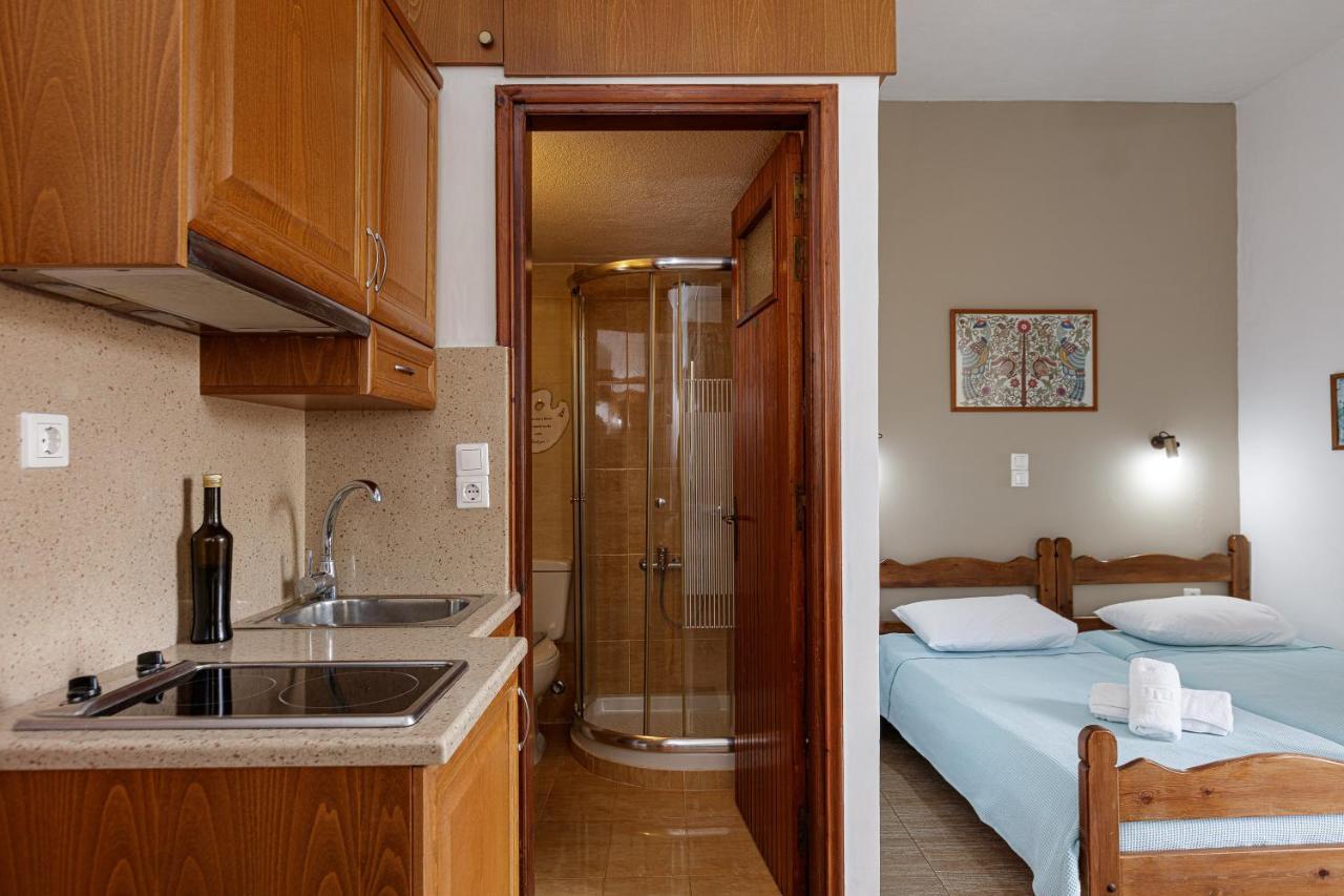Pension Lucy Panormos  Экстерьер фото