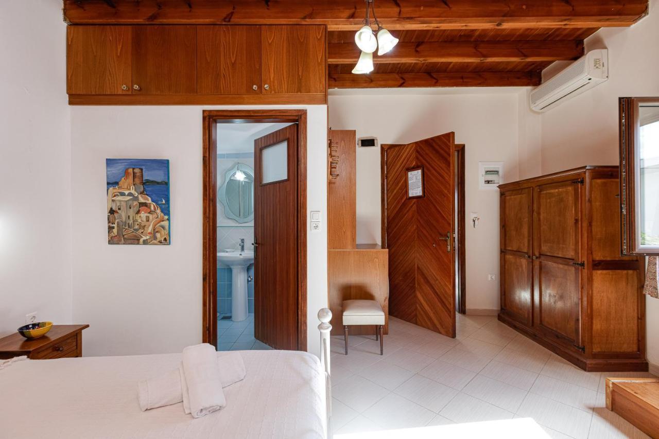 Pension Lucy Panormos  Экстерьер фото